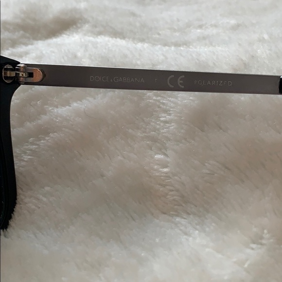 D&G black polarized sunglasses - Picture 5 of 7